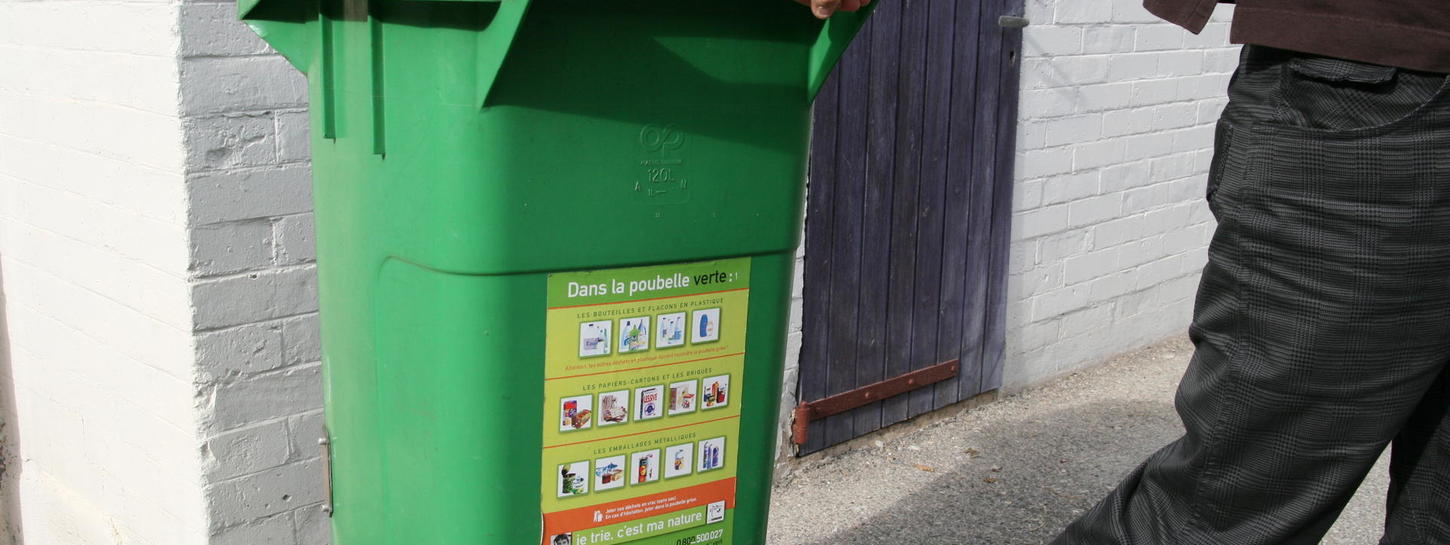 Vente de sacs de déchets verts - Collectif d'urgence