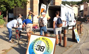 Atelier réparation de vélo avec le GMC 38 EF